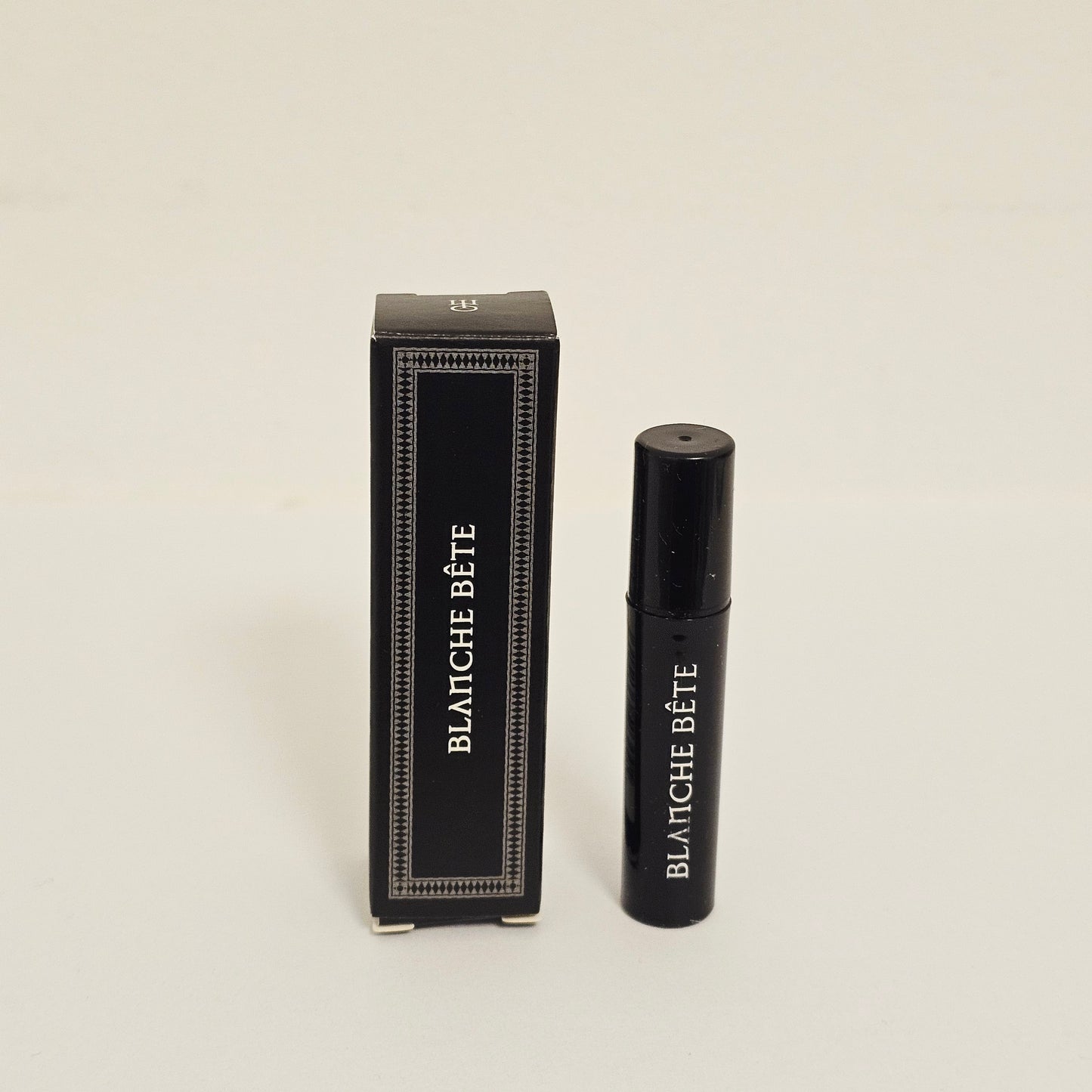 Les Liquides Imaginaires – Blanche Bête Eau de Parfum 2 ml